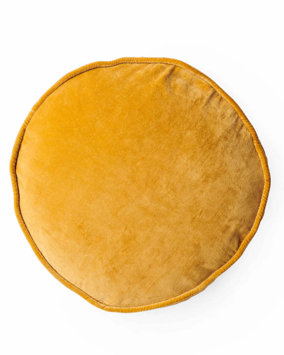 KIP & CO Pecan Velvet Pea Cushion
