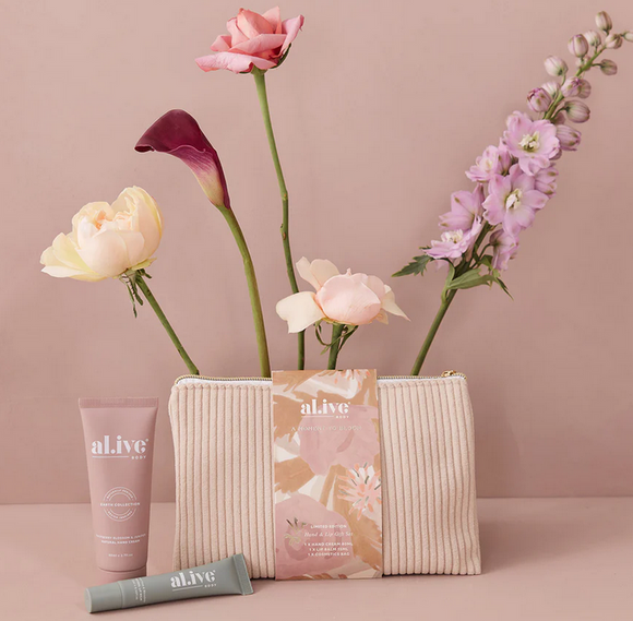 Al.ive Body a Moment to Bloom Hand & Lip Gift Set