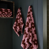 Mosey Me Winter Flowerbed Bath Towel