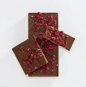 Charlotte Piper Milk Chocolate Bar 50g Raspberry
