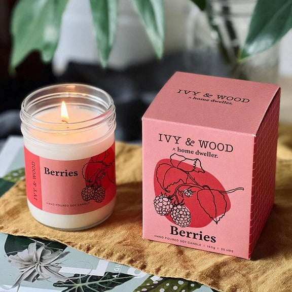 Ivy & Wood Homebody: Berries Scented Candle
